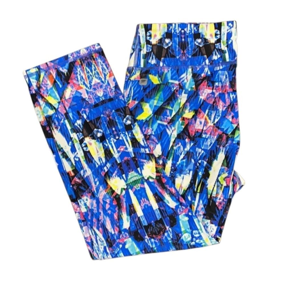 Fabletics Define PowerHold Mid-Rise Capri Leggings Reef Print Blue S - Picture 4 of 8
